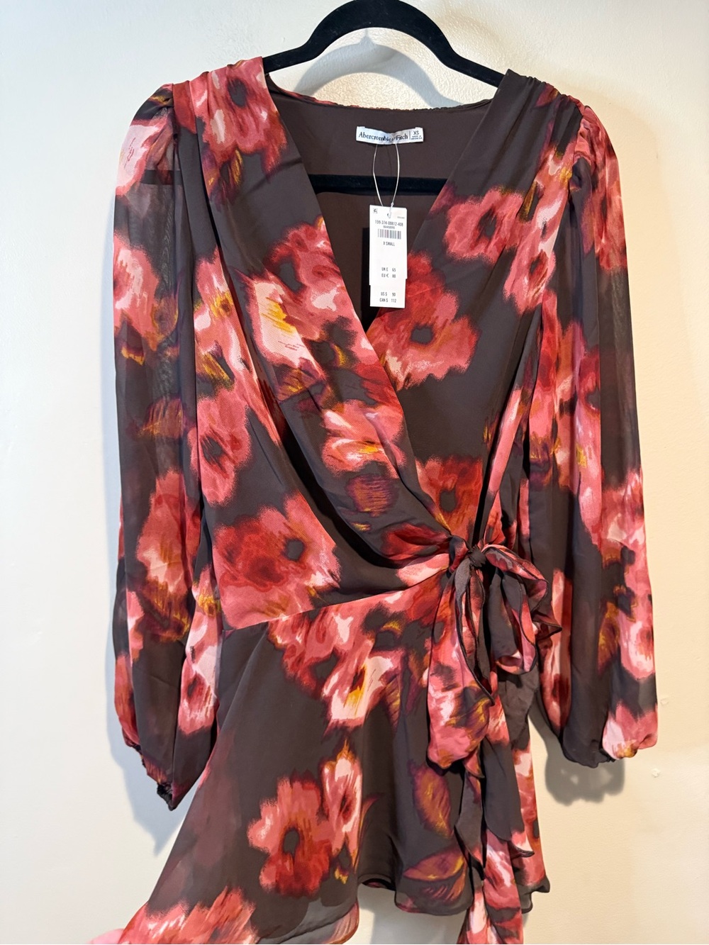 Abercrombie and Fitch Long-Sleeve Plunge Wrap Mini Dress Brown Floral NEW - Picture 3 of 15